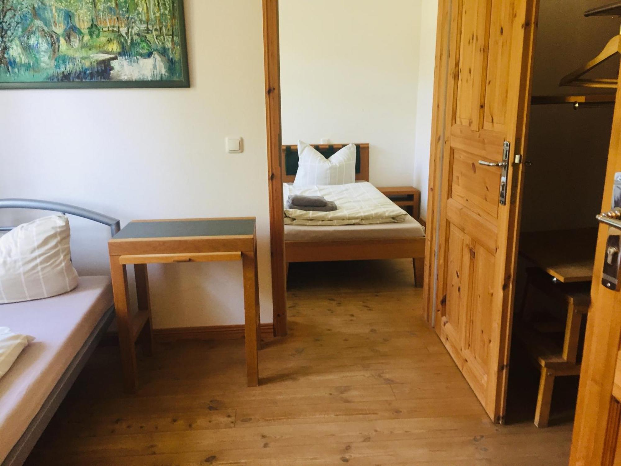 Gutshaus Mit Seeblick - Oekologisch & Nachhaltig Lubow ภายนอก รูปภาพ